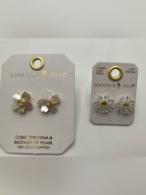 Amanda Blu earring duo Floral Stud Earrings - Gold